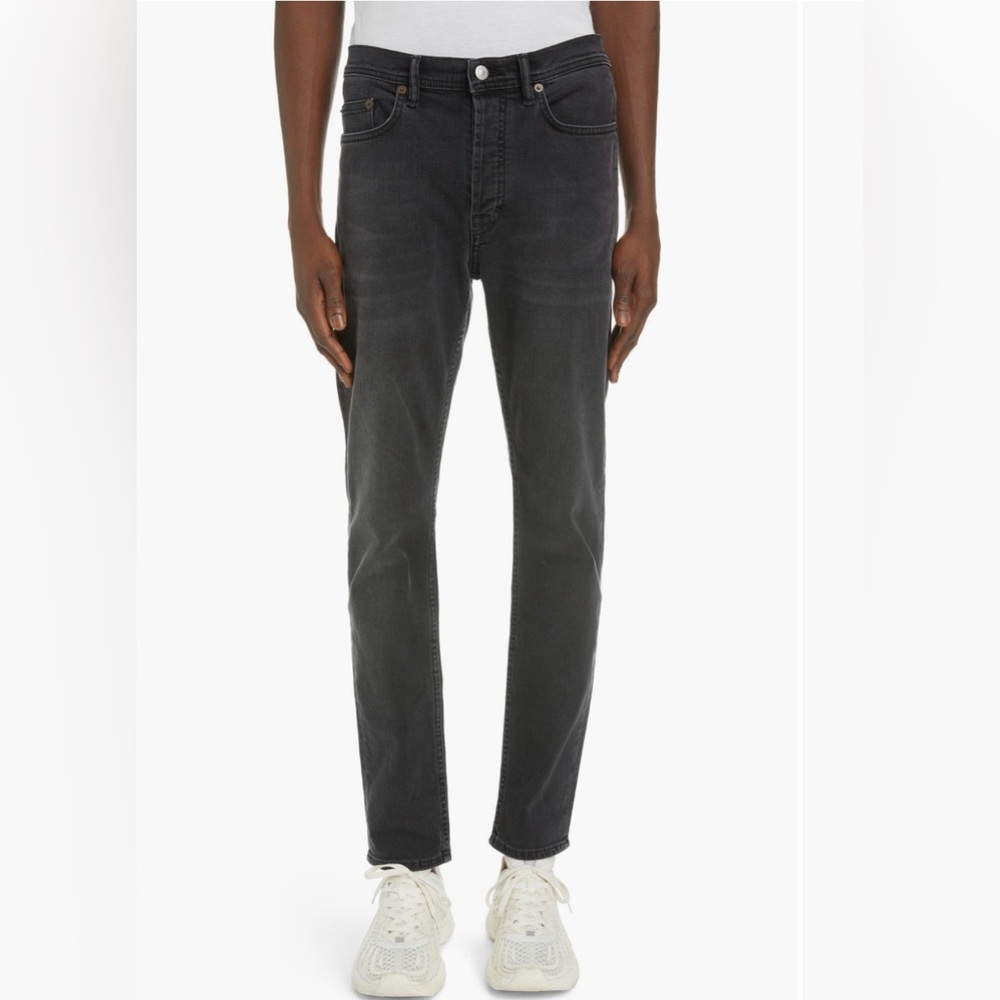 Acne Studios
River Slim Tapered Jeans